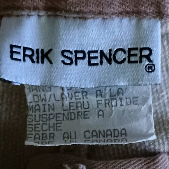 Erik Spencer - Picture 3 of 5